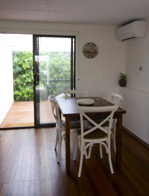 Boatsheds - Accommodation ACT 6