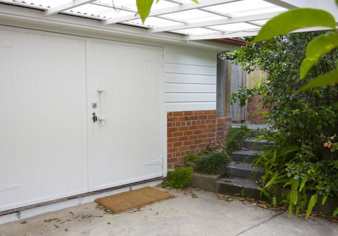 Boatsheds - Accommodation ACT 4