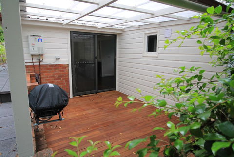 Boatsheds - Accommodation ACT 5