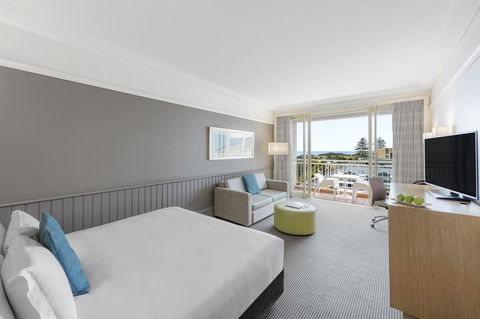 Crowne Plaza Terrigal Pacific, An IHG Hotel - Accommodation ACT 41