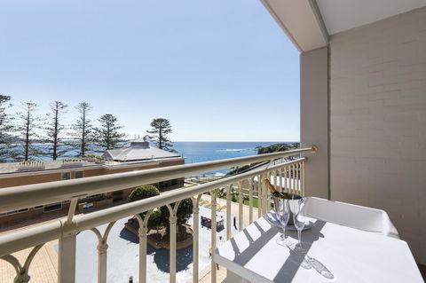 Crowne Plaza Terrigal Pacific, An IHG Hotel - Accommodation ACT 5