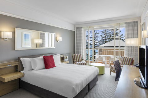 Crowne Plaza Terrigal Pacific, An IHG Hotel - Accommodation ACT 4