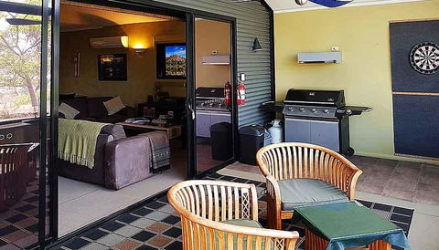 Riverview Rise Retreats - Accommodation ACT 10