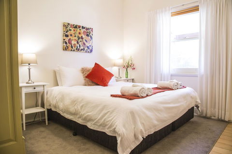 Mataro Cottage - Accommodation ACT 12