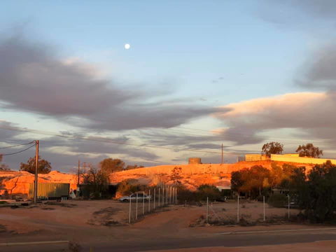Aussie Opal Diggers Outback Retreat-Undergound - Accommodation ACT 3