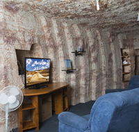 Ali's Underground - Accommodation ACT