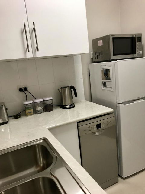 Rezare House Bed & Breakfast - Accommodation ACT 34