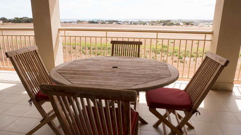 Rezare House Bed & Breakfast - Accommodation ACT 19
