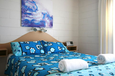 Lake Edge Apartments - Accommodation ACT 5
