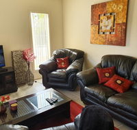 Explore Adelaide Gawler the Barossa and Clare Valleys all-in-one - Accommodation ACT
