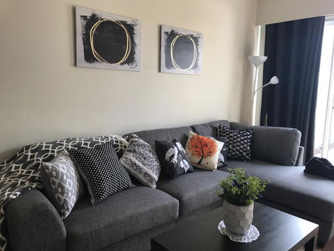 Christophers Villa - Accommodation ACT 23