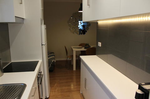 Christophers Villa - Accommodation ACT 32