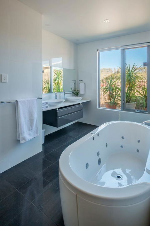 Barossa Shiraz Estate - Accommodation ACT 23