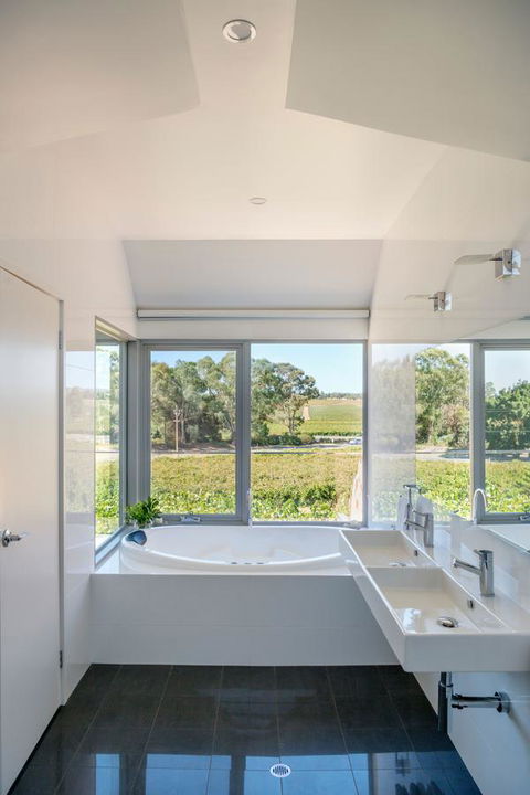 Barossa Shiraz Estate - Accommodation ACT 21