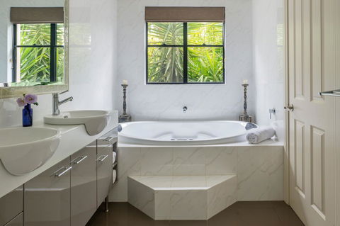 Barossa Shiraz Estate - Accommodation ACT 18