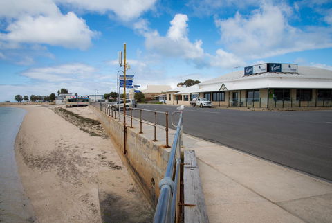 Port Vincent Motel & Apartments - Accommodation ACT 36
