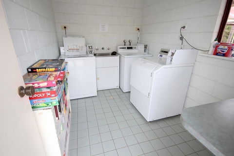 Port Vincent Motel & Apartments - Accommodation ACT 24