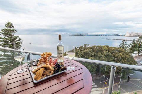 Port Lincoln Hotel - Accommodation ACT 31