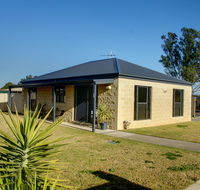 DBJ Holiday Units - Accommodation ACT