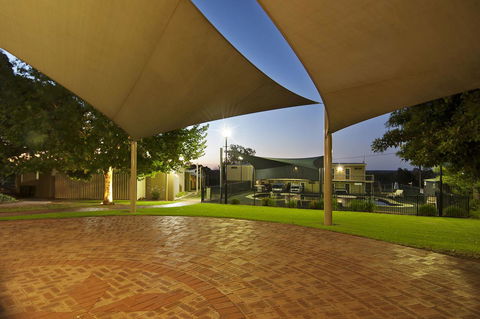 Loxton Community Hotel Motel - Accommodation ACT 7