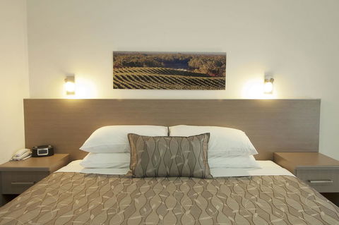 Loxton Community Hotel Motel - Accommodation ACT 22