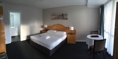 Hilton Beachfront Motel - Accommodation ACT 27