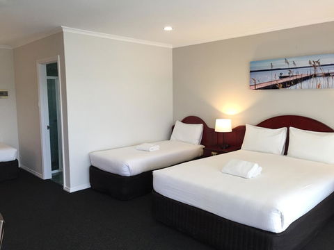 Hilton Beachfront Motel - Accommodation ACT 20
