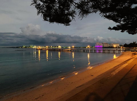 Hilton Beachfront Motel - Accommodation ACT 10