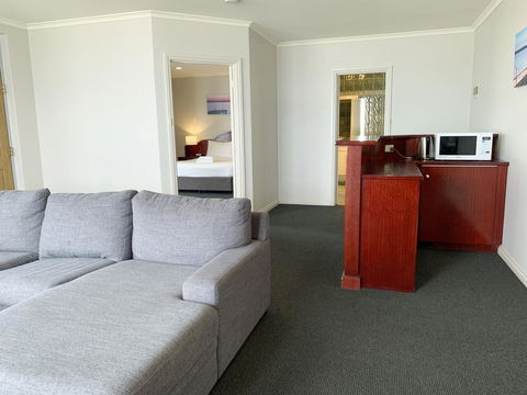 Hilton Beachfront Motel - Accommodation ACT 16