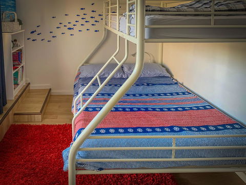 Seascape - Accommodation ACT 12