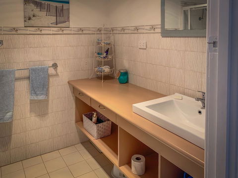 Seascape - Accommodation ACT 14