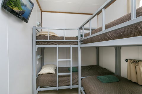 Border Village Roadhouse - Accommodation ACT 43