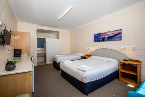 Blue Seas Motel - Accommodation ACT 3
