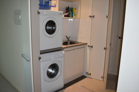 Breakwater Apartment - Accommodation ACT 17