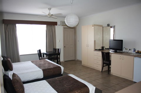 Lakeview Motel And Apartments - Accommodation ACT 7