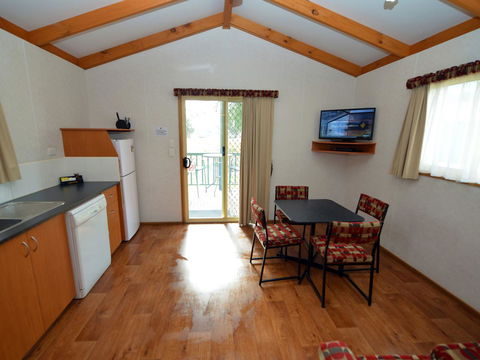 Echo Holiday Parks - Waikerie - Accommodation ACT 44