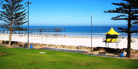 Parkview Apartment - Grandview House & Apartments - Accommodation ACT 13