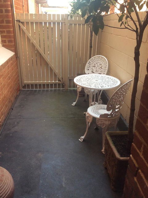 Parkview Apartment - Grandview House & Apartments - Accommodation ACT 11