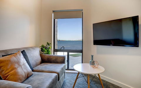 Limani Motel - Accommodation ACT 6