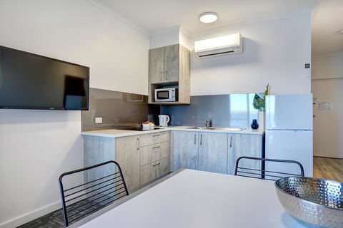 Limani Motel - Accommodation ACT 4