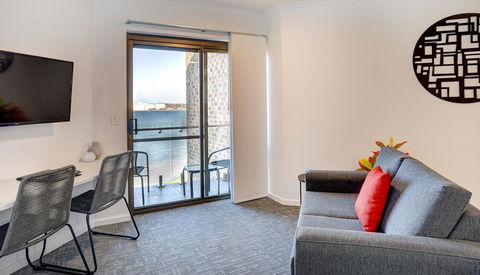 Limani Motel - Accommodation ACT 15