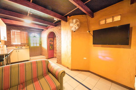 The Underground Motel - Accommodation ACT 16