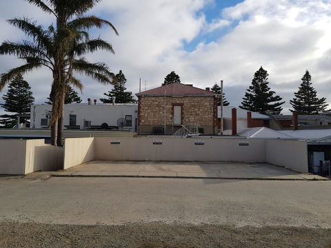 Pier Hotel Port Lincoln - Accommodation ACT 31