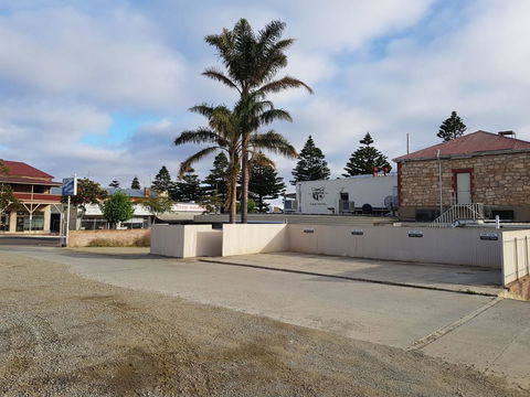 Pier Hotel Port Lincoln - Accommodation ACT 32