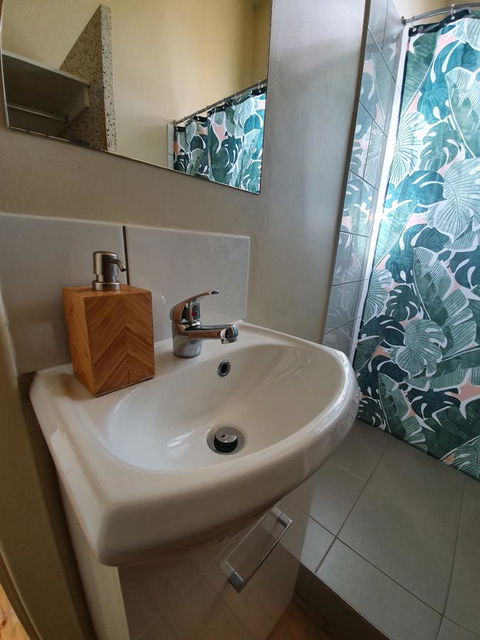 Pier Hotel Port Lincoln - Accommodation ACT 23