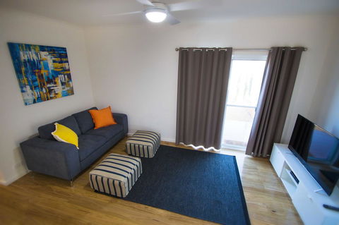 Villa Serra - Accommodation ACT 4