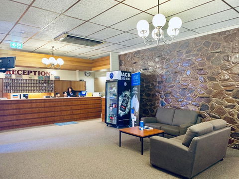 Opal Inn Hotel, Motel, Caravan Park - Accommodation ACT 30