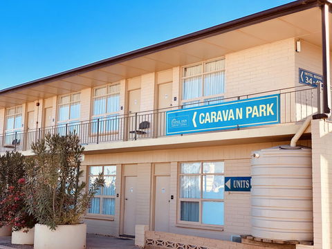 Opal Inn Hotel, Motel, Caravan Park - Accommodation ACT 34