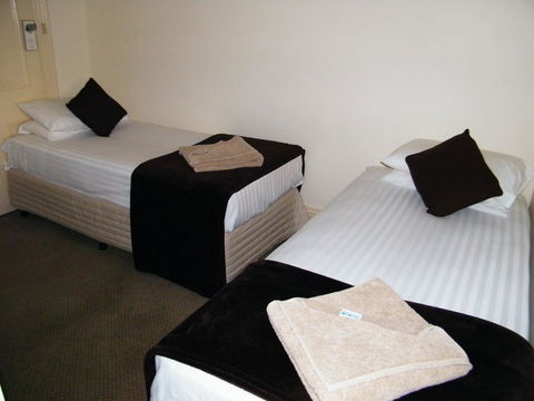 Grand Tasman Hotel - Accommodation ACT 38