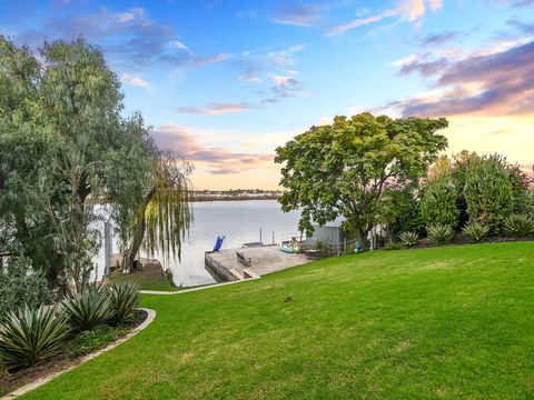 Muse On The Murray - Accommodation ACT 11